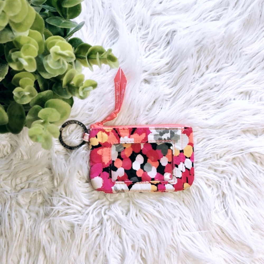 ⚡️SOLD⚡️Vera Bradley | Zip ID Case in Pixie Blooms